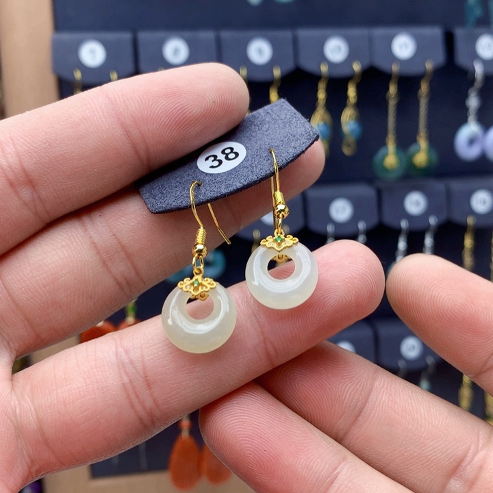 未镶嵌翡翠耳饰耳饰