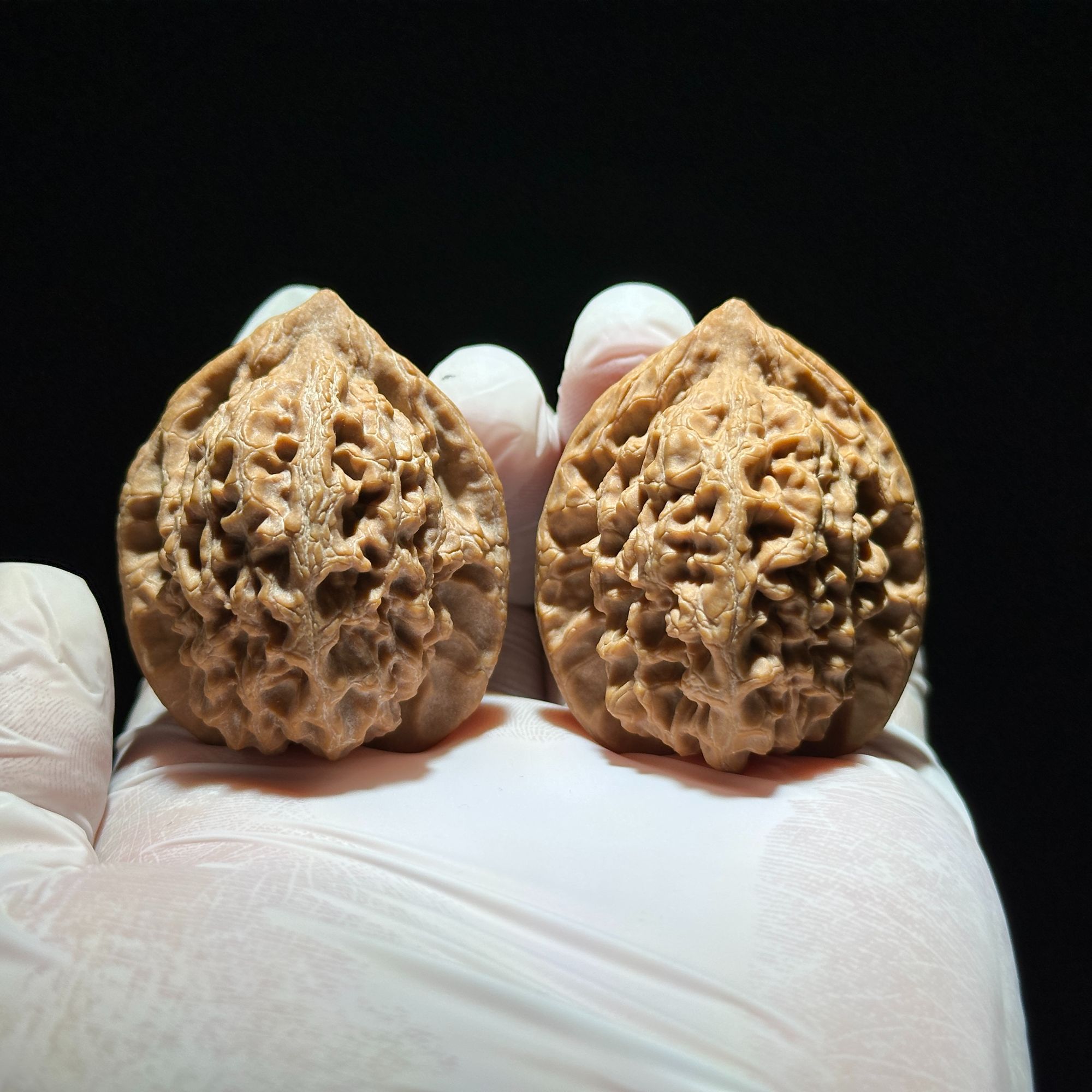 38mm全品货头观音肚精品文玩核桃