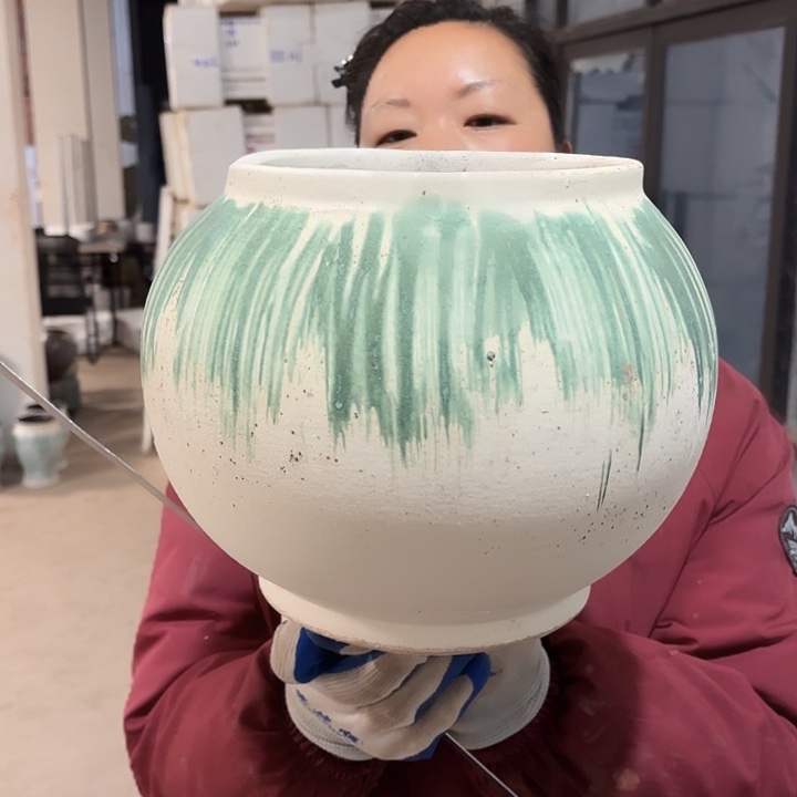 瑕疵高22口18花盆