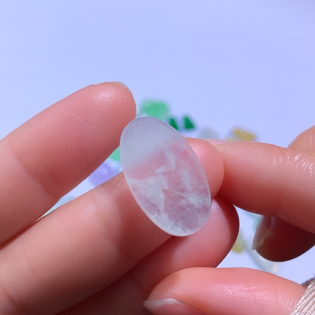 翡翠颈饰未镶嵌无事