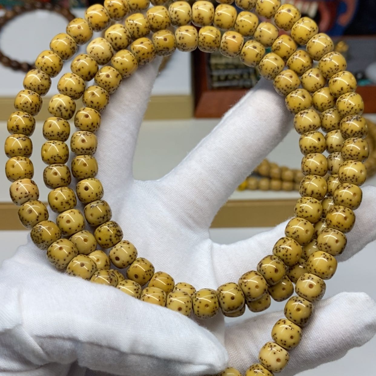 【闪购商品】吊坠星月菩提石玉料通体8-7