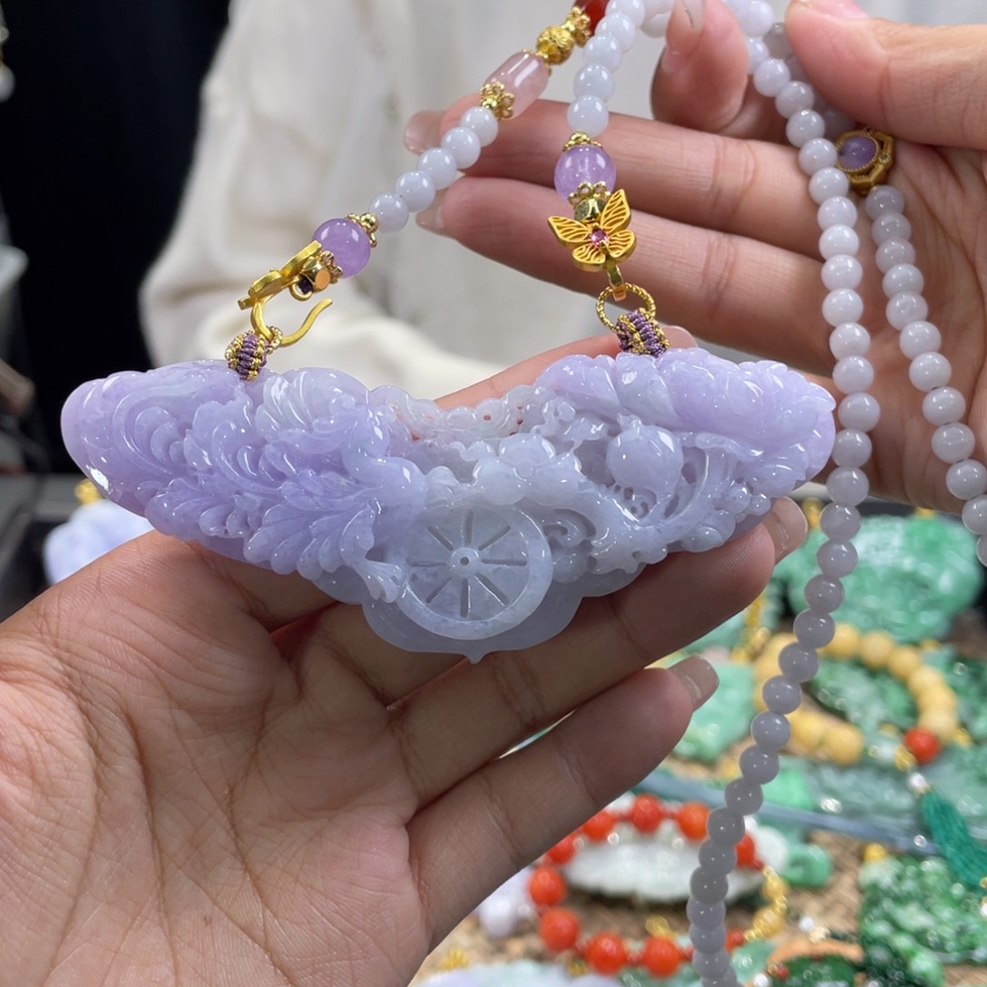 翡翠颈饰未镶嵌代编织