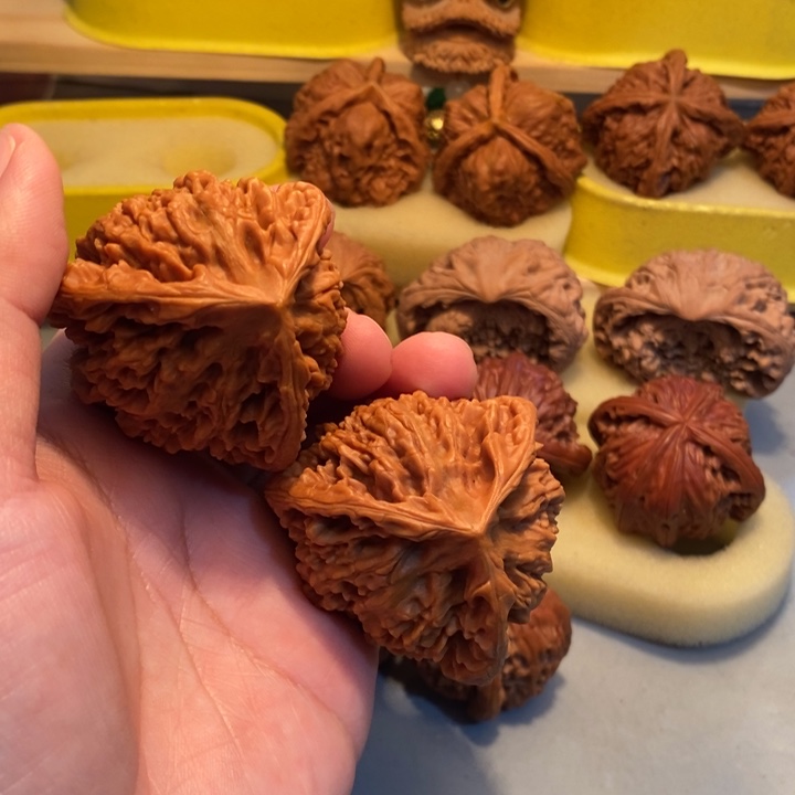 我***毛文玩核桃把件jjjjjjjjjj