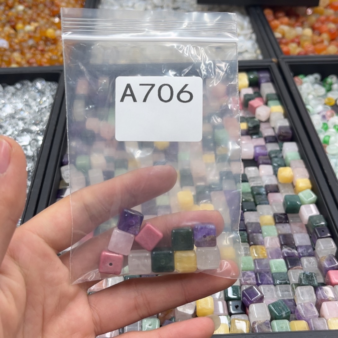 长***字玛瑙/玉髓合金颈饰