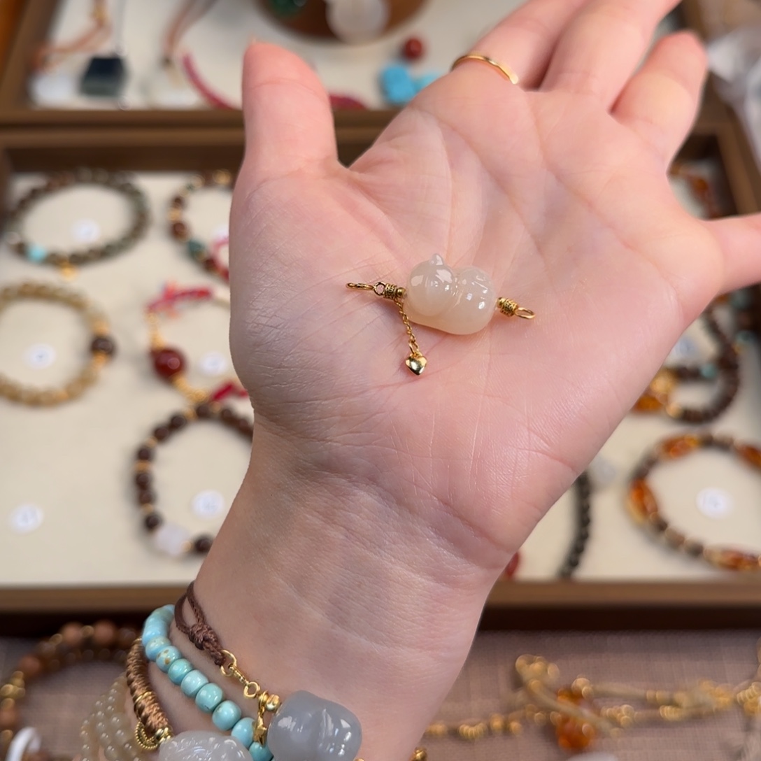 ****和田玉（糖玉）未镶嵌手链