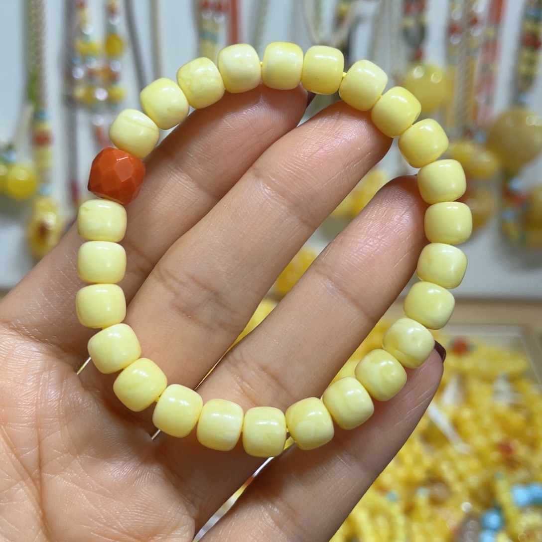 蜜蜡手链未镶嵌7.5mm尺寸