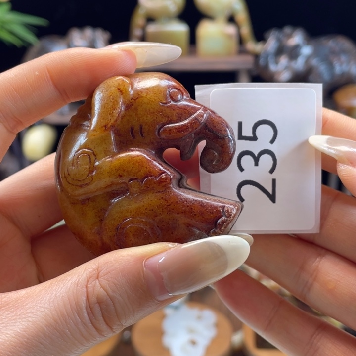 和田玉（糖玉）未镶嵌挂件