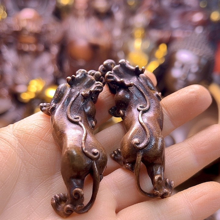 铜122665778887678886778888