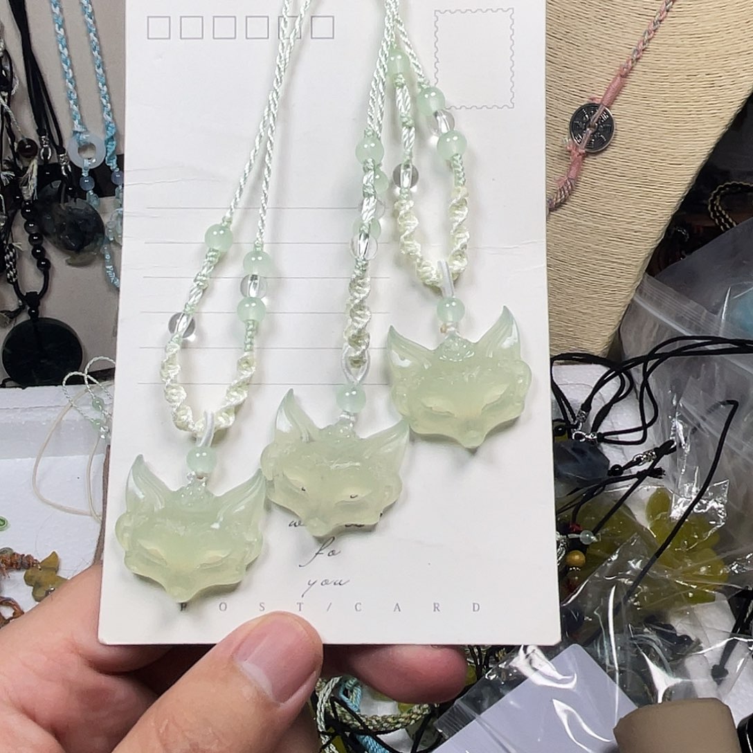 蛇纹石玉合金颈饰