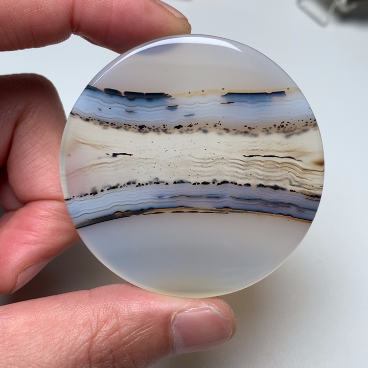 玛瑙/玉髓手镯未镶嵌沧*