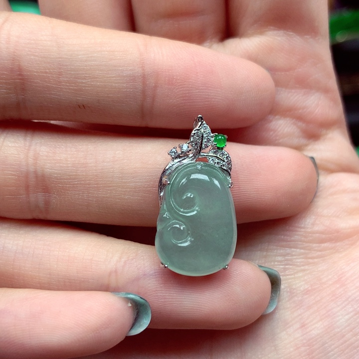 颈饰银S925镶嵌翡翠翡翠