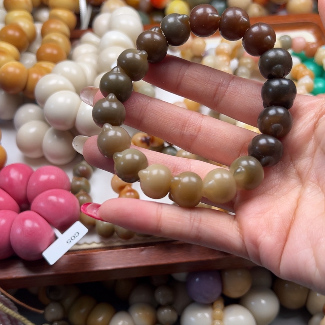 '***）吊坠菩提根/象牙果Q30菩提根猫猫头果通货一串