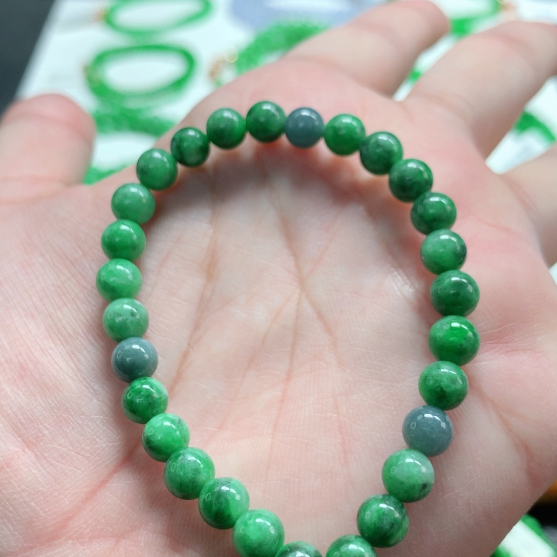 翡翠未镶嵌手链翡翠