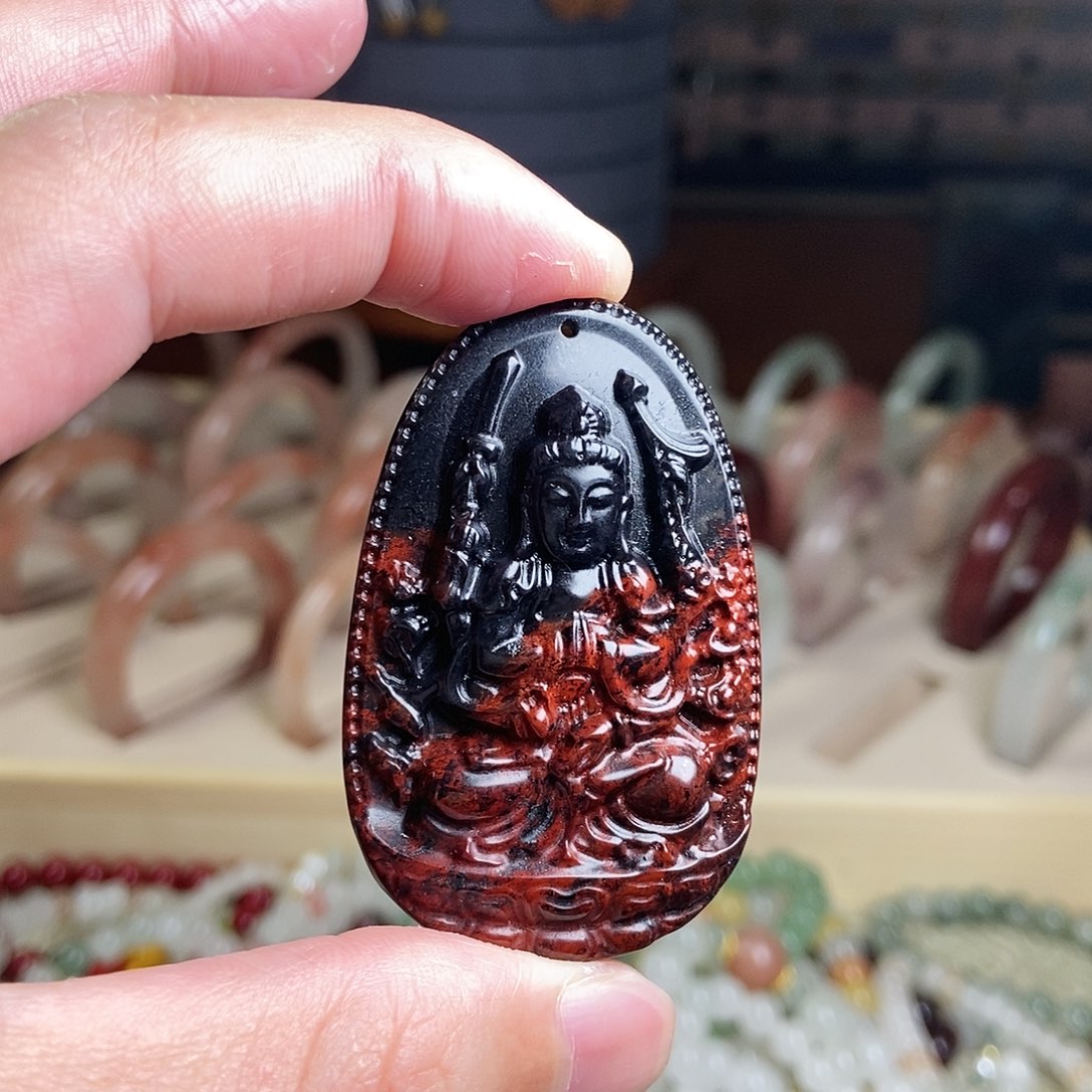 石英质玉颈饰未镶嵌