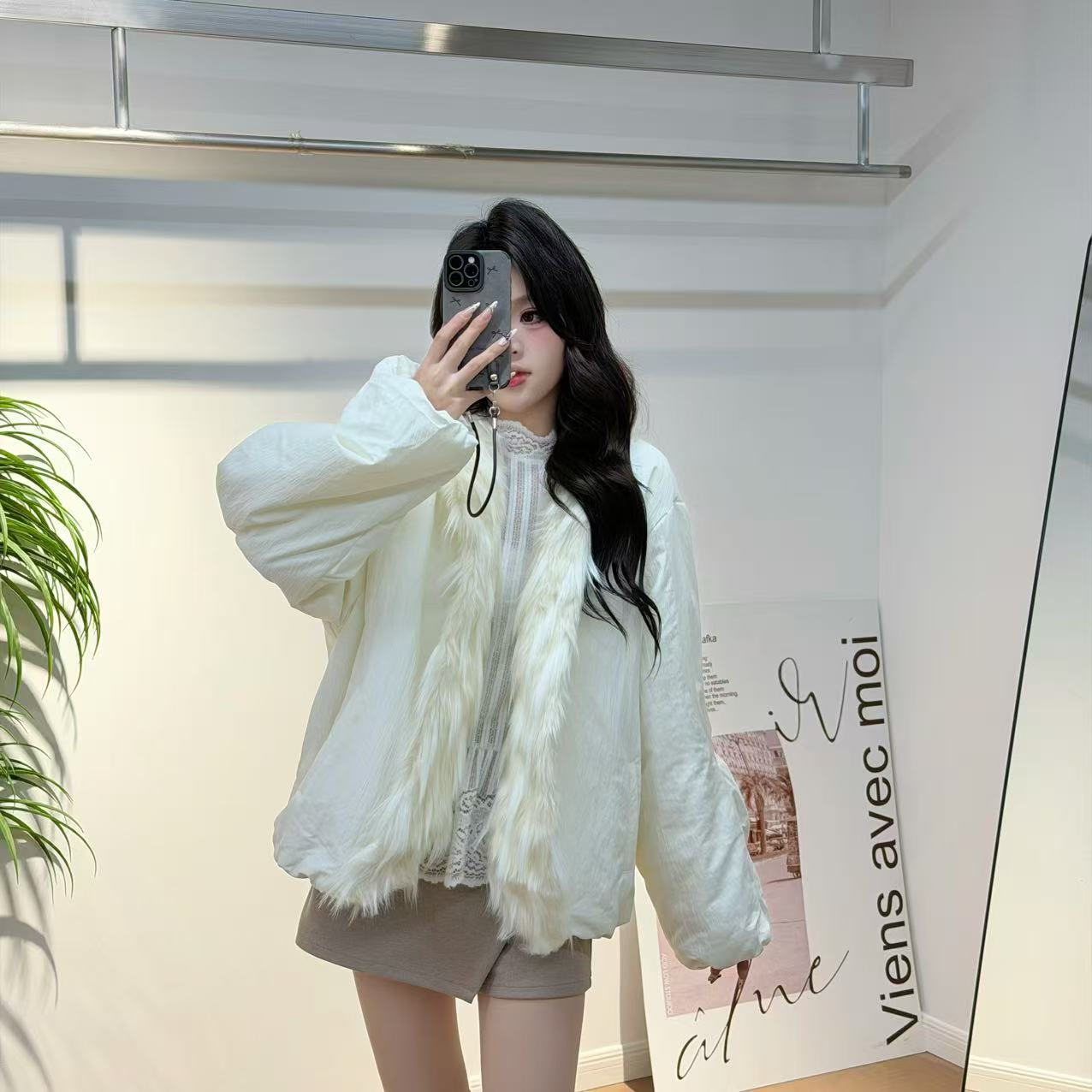 蔡小姐2025翻领棉衣短款宽松气质棉服毛毛拼接设计感女