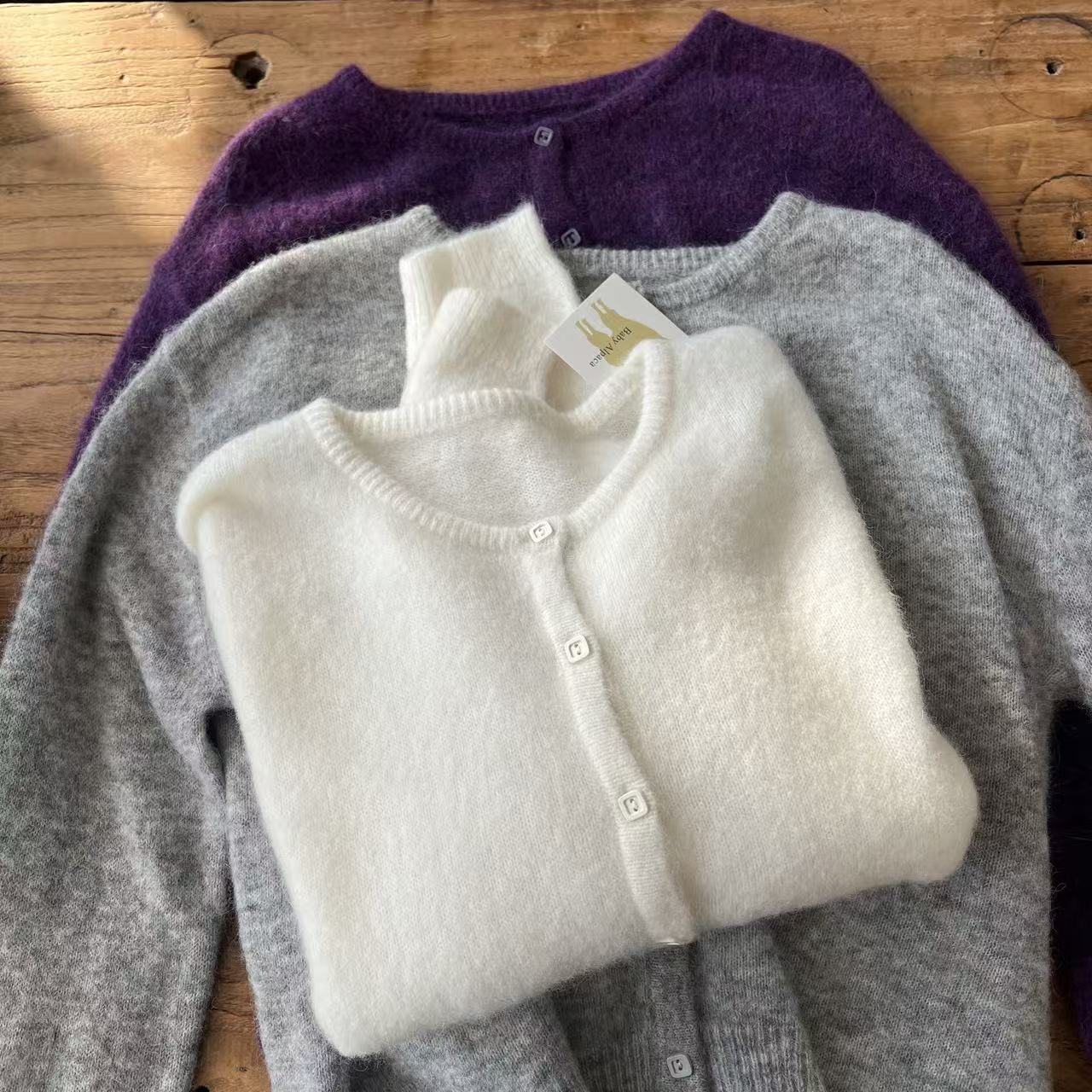 秋冬新款韩系简约百搭显瘦圆领单排扣羊毛针织开衫毛衣外套01690