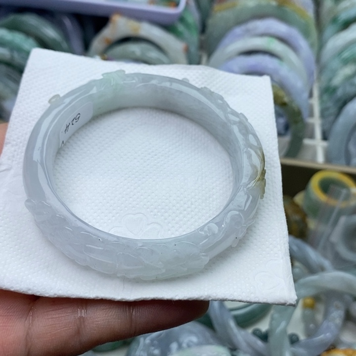 翡翠未镶嵌手镯52.5圈233