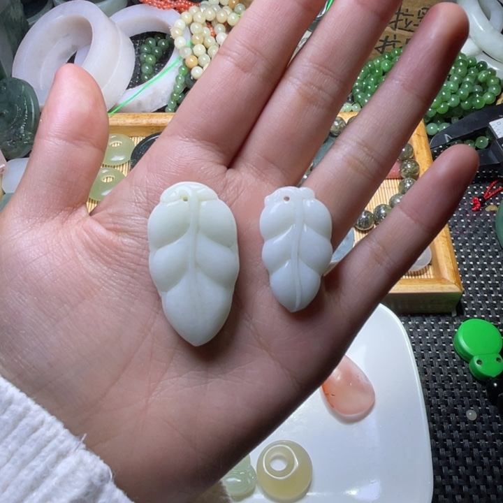 未镶嵌和田玉珠宝半成品林****柳