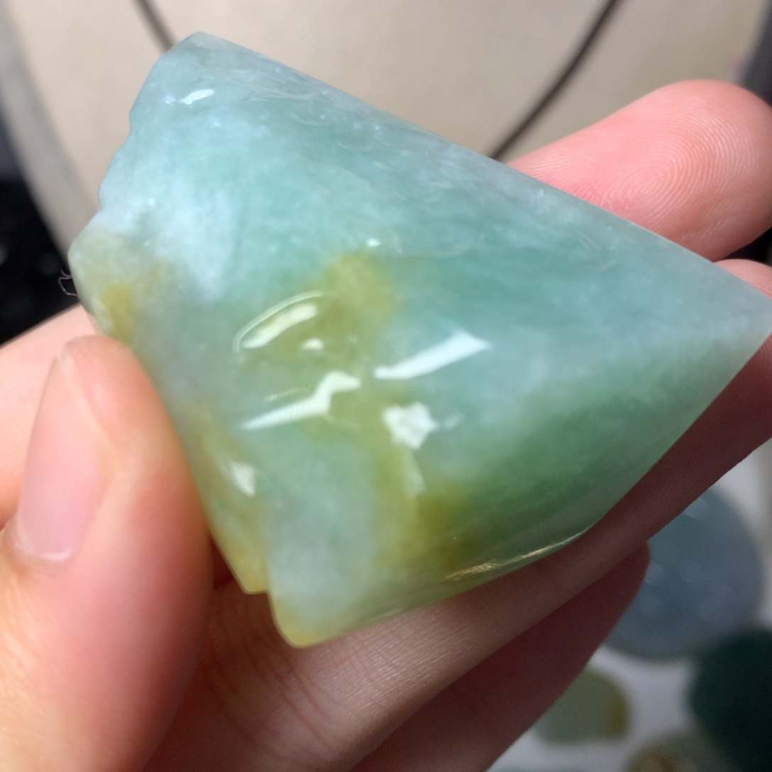 翡翠未镶嵌颈饰吊坠