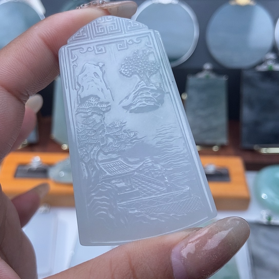 翡翠未镶嵌吊坠(不含链)