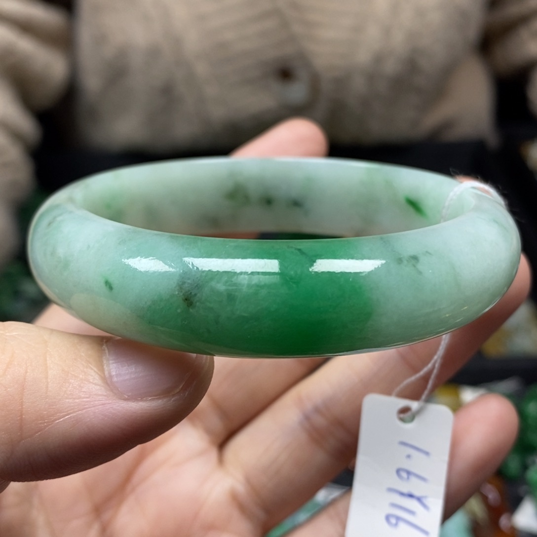 翡翠颈饰未镶嵌56.9圈口25号