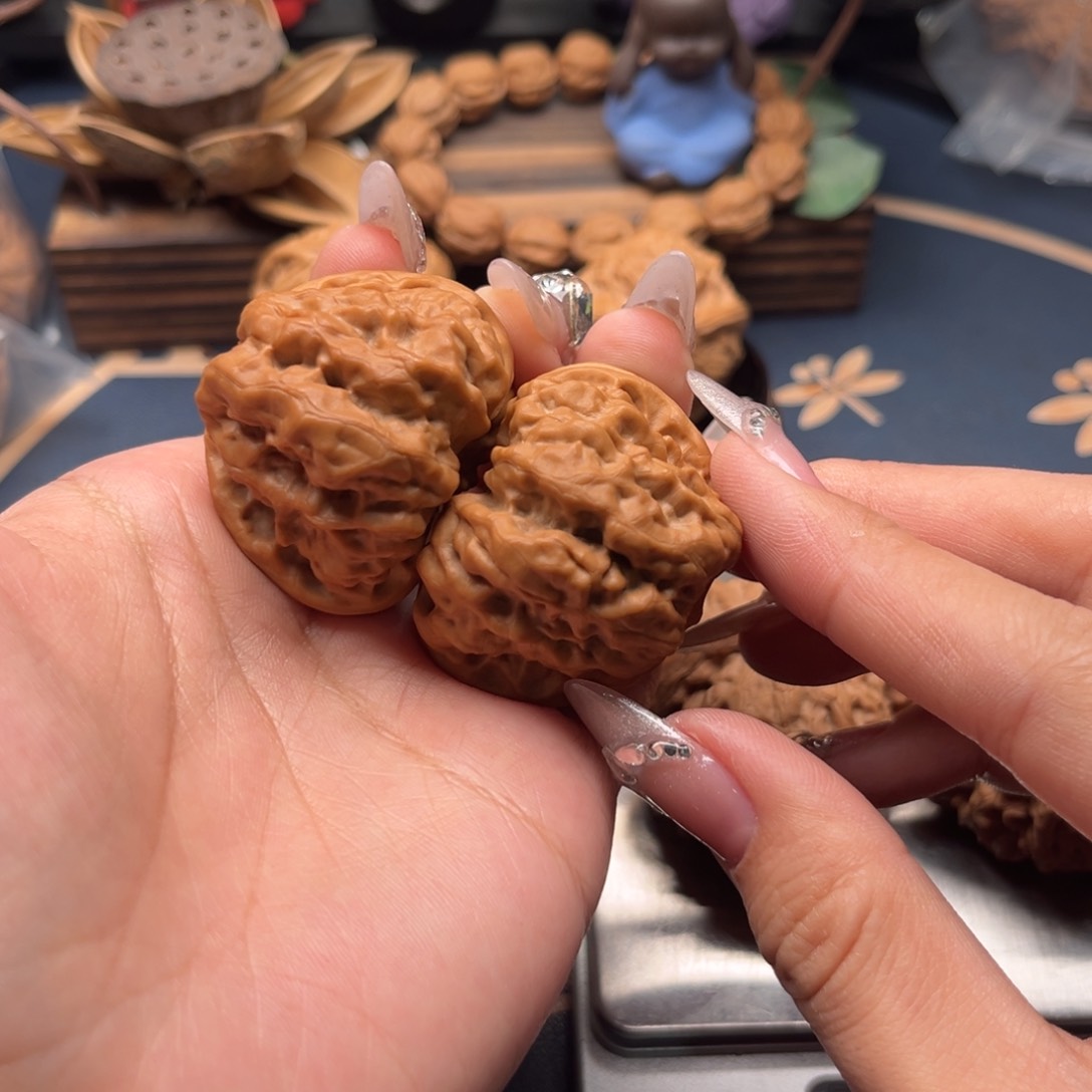 文玩核桃吊坠41四开背蛙蛙