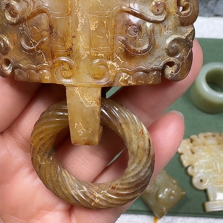和田玉（糖玉）未镶嵌挂件