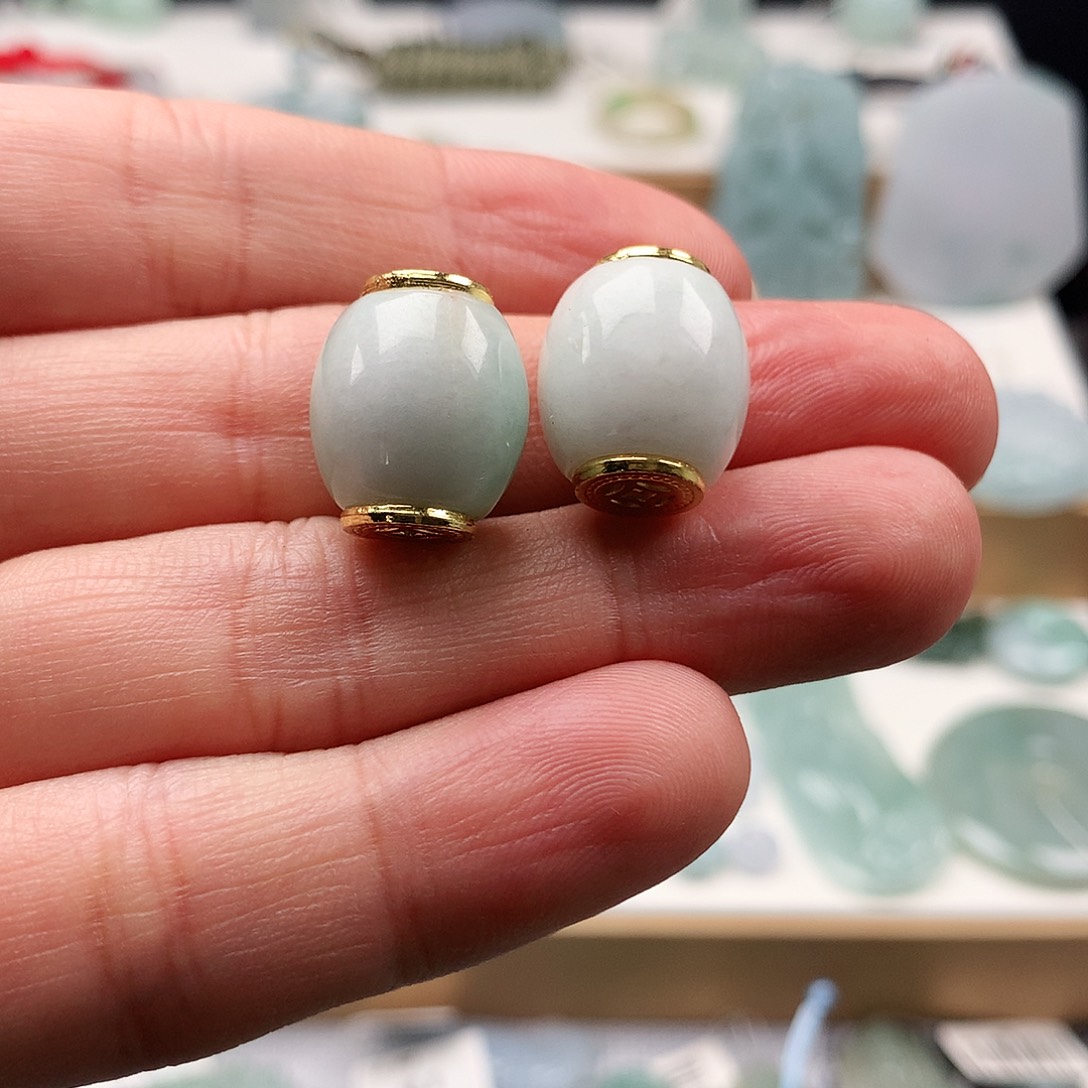 翡翠未镶嵌吊坠(不含链)4路路通