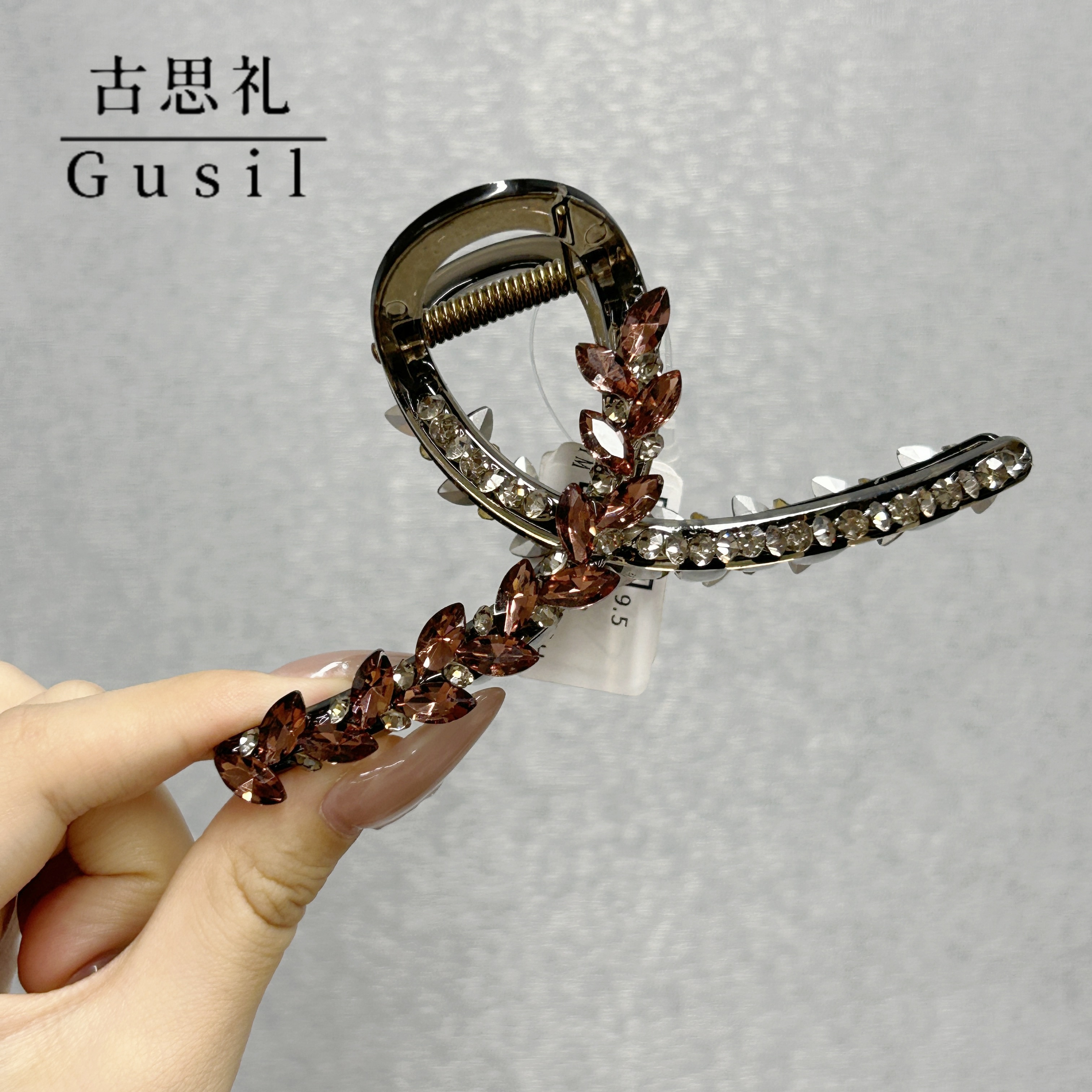 G045 古思礼高级感麦穗抓夹YM3903