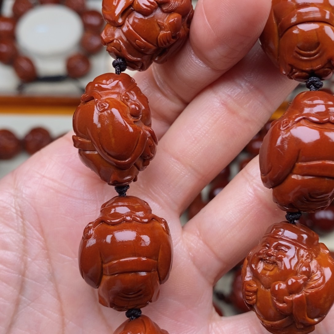 橄榄核吊坠小*哥财神，