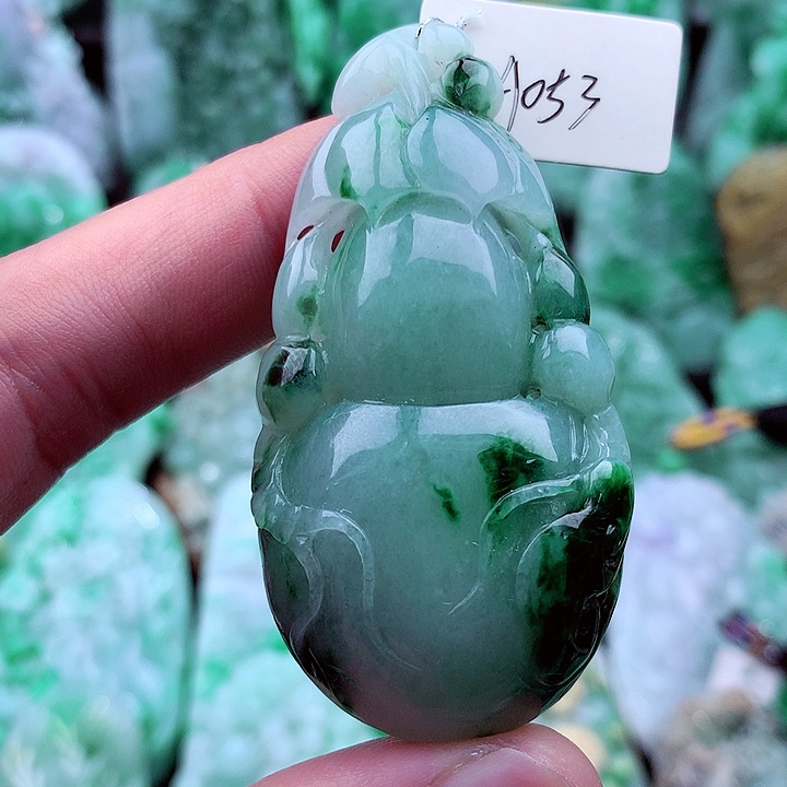 翡翠吊坠(不含链)未镶嵌