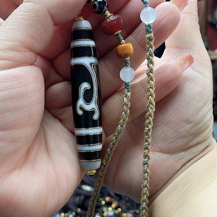 玛瑙/玉髓颈饰合金