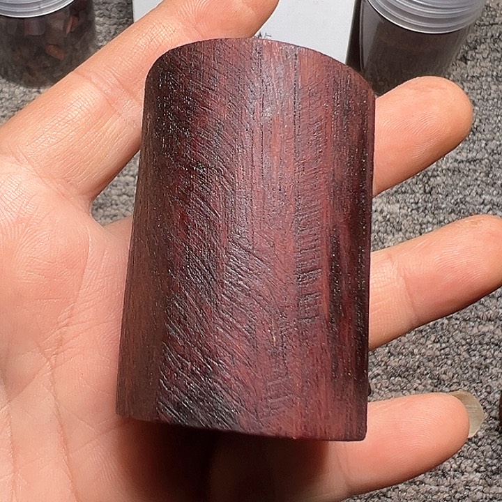 藤类降真香手把件红油精品高货6.0/100克左右