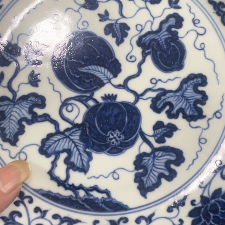 摆件青花瓜果赏盘