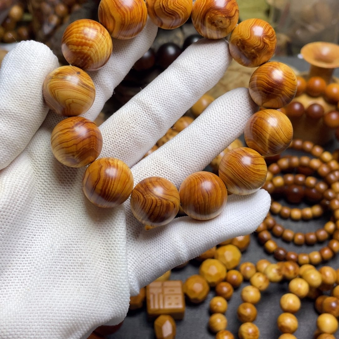 柏木（崖柏）1.8崖窝红骨料水波龙胆闪