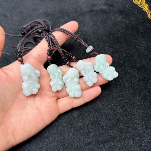 天然A货精美翡翠貔貅吊坠 C275—多样性发一