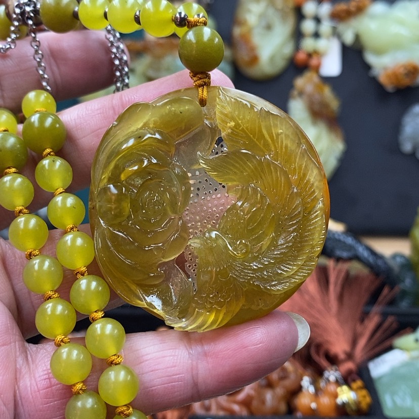 【闪购商品】蛇纹石玉吊坠未镶嵌