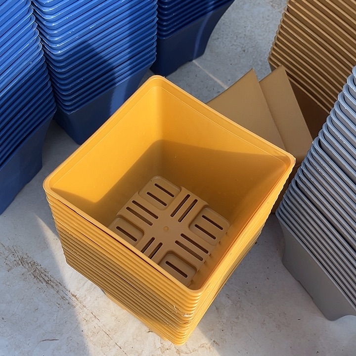 黄色美工盆口15高13一组13ge