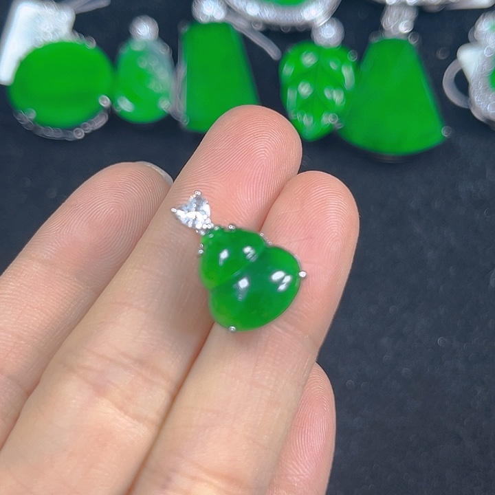 翡翠银S925镶嵌吊坠(不含链)