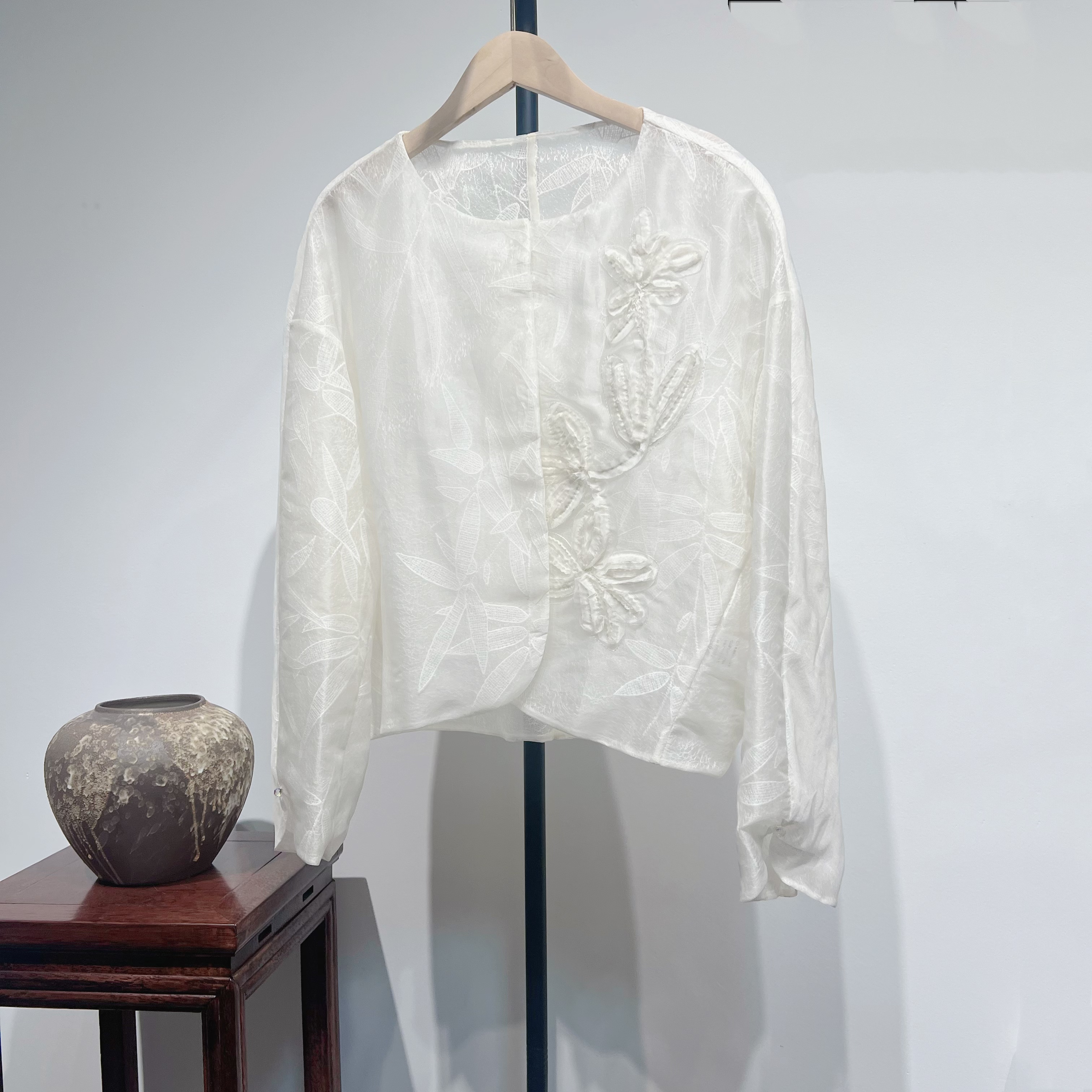 【东彤】新中式桑蚕丝手工钉珠外套