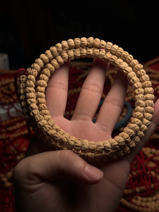 柏香籽后切顺纹108颗尺寸8➕