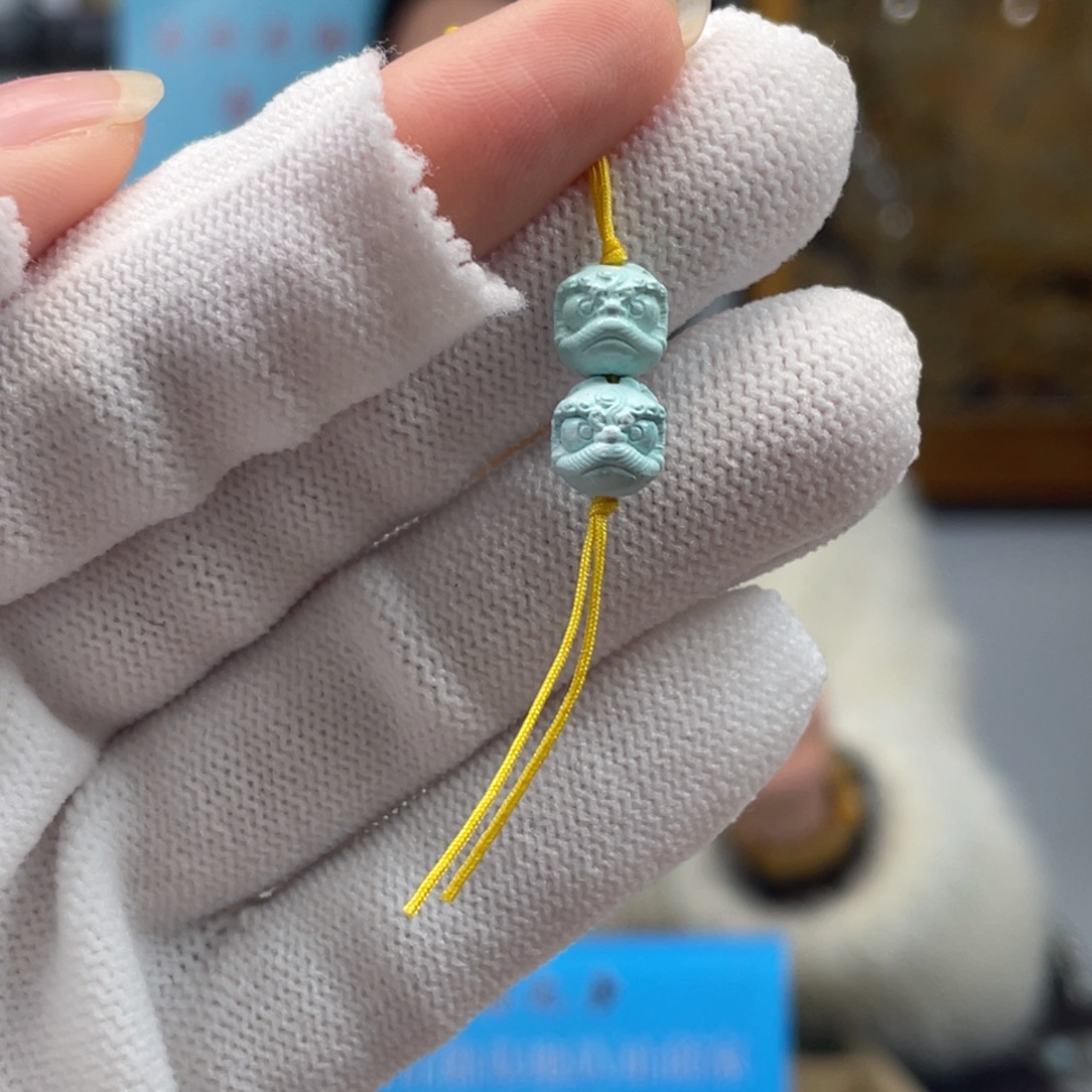 绿松石未镶嵌挂件