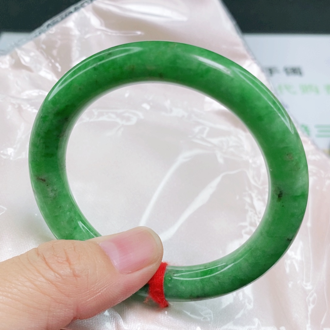 未镶嵌手镯翡翠54圈口圆条闭眼冲