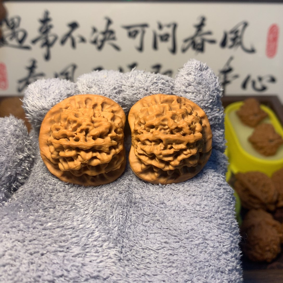 文玩核桃吊坠主筋配对秦闷