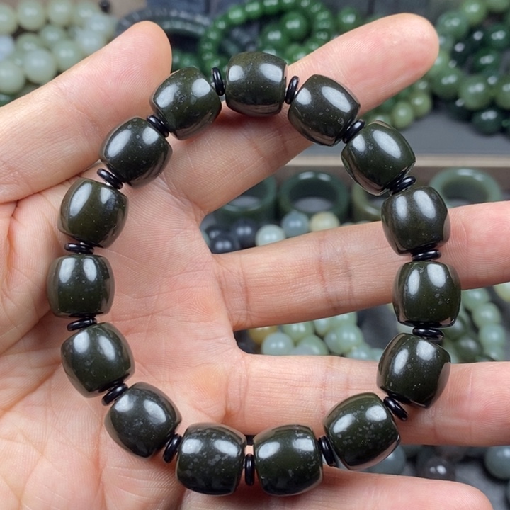 手链未镶嵌和田玉