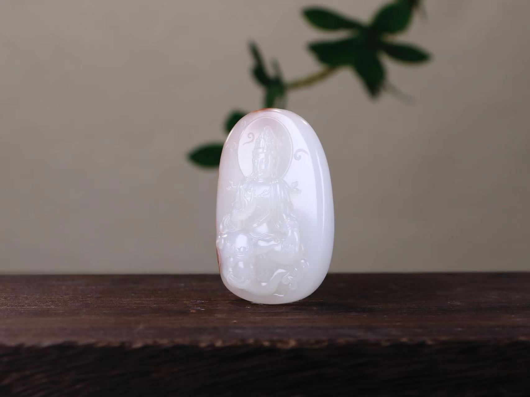 精品和田玉挂件观音