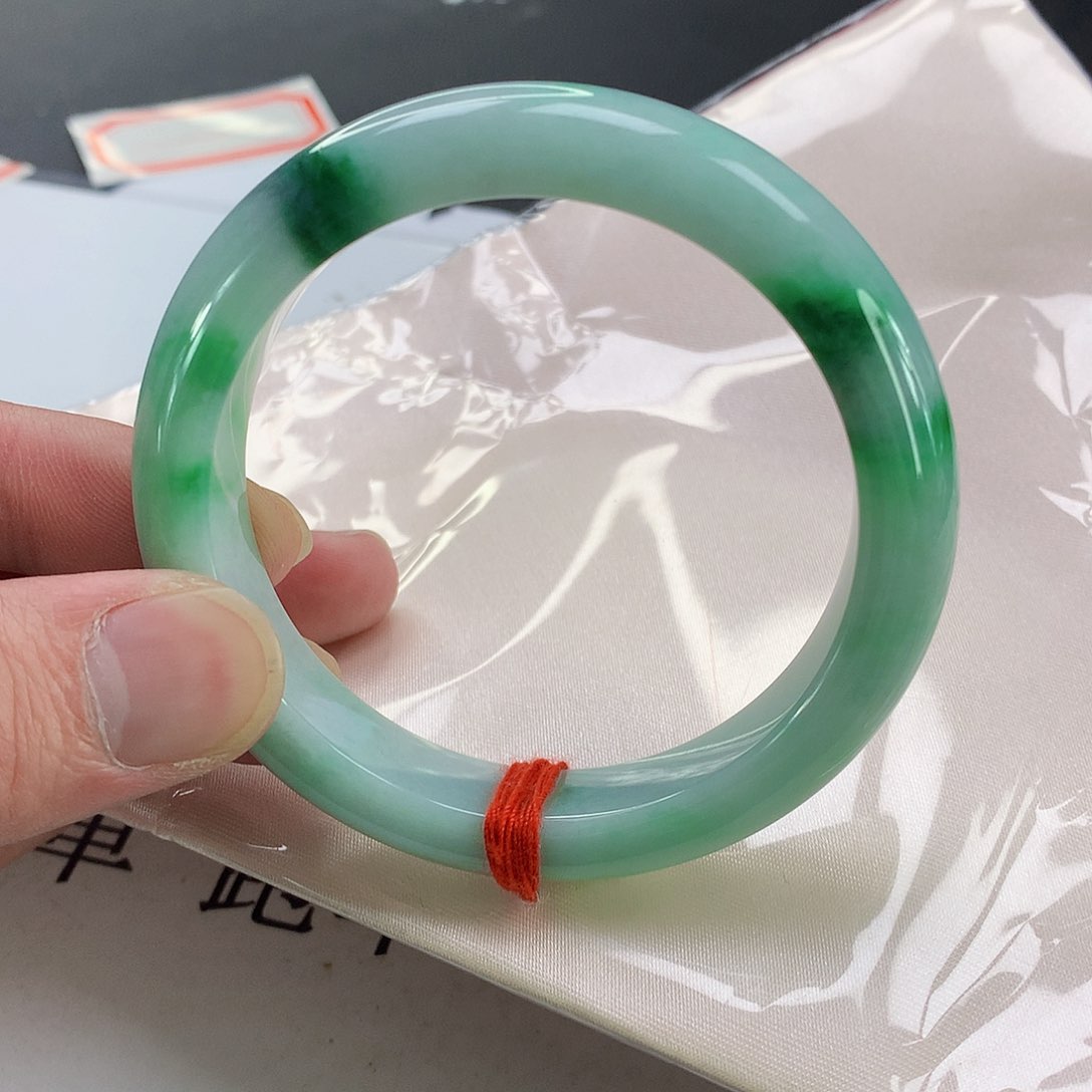 翡翠手镯未镶嵌051天然翡翠A货