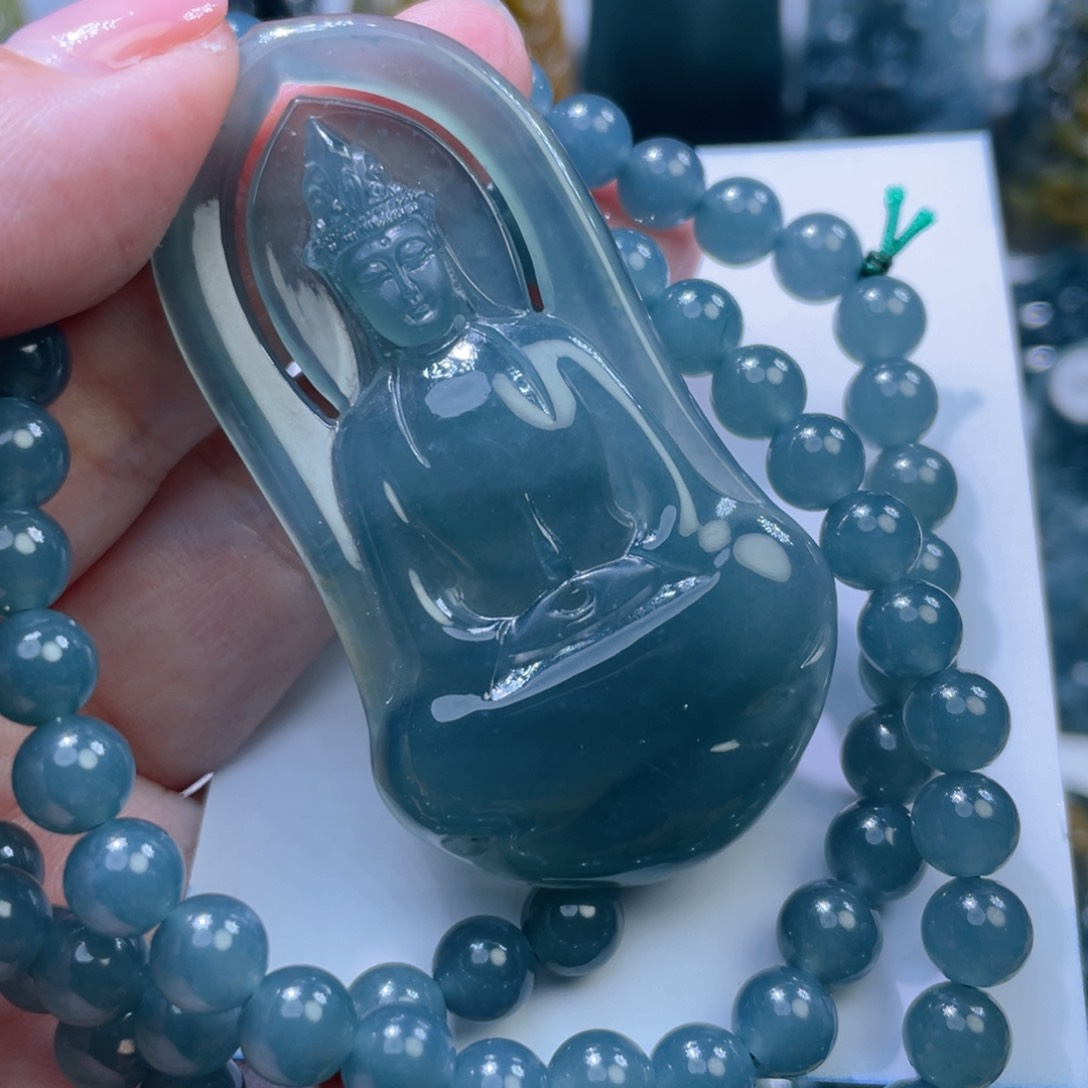 翡翠颈饰未镶嵌A***发