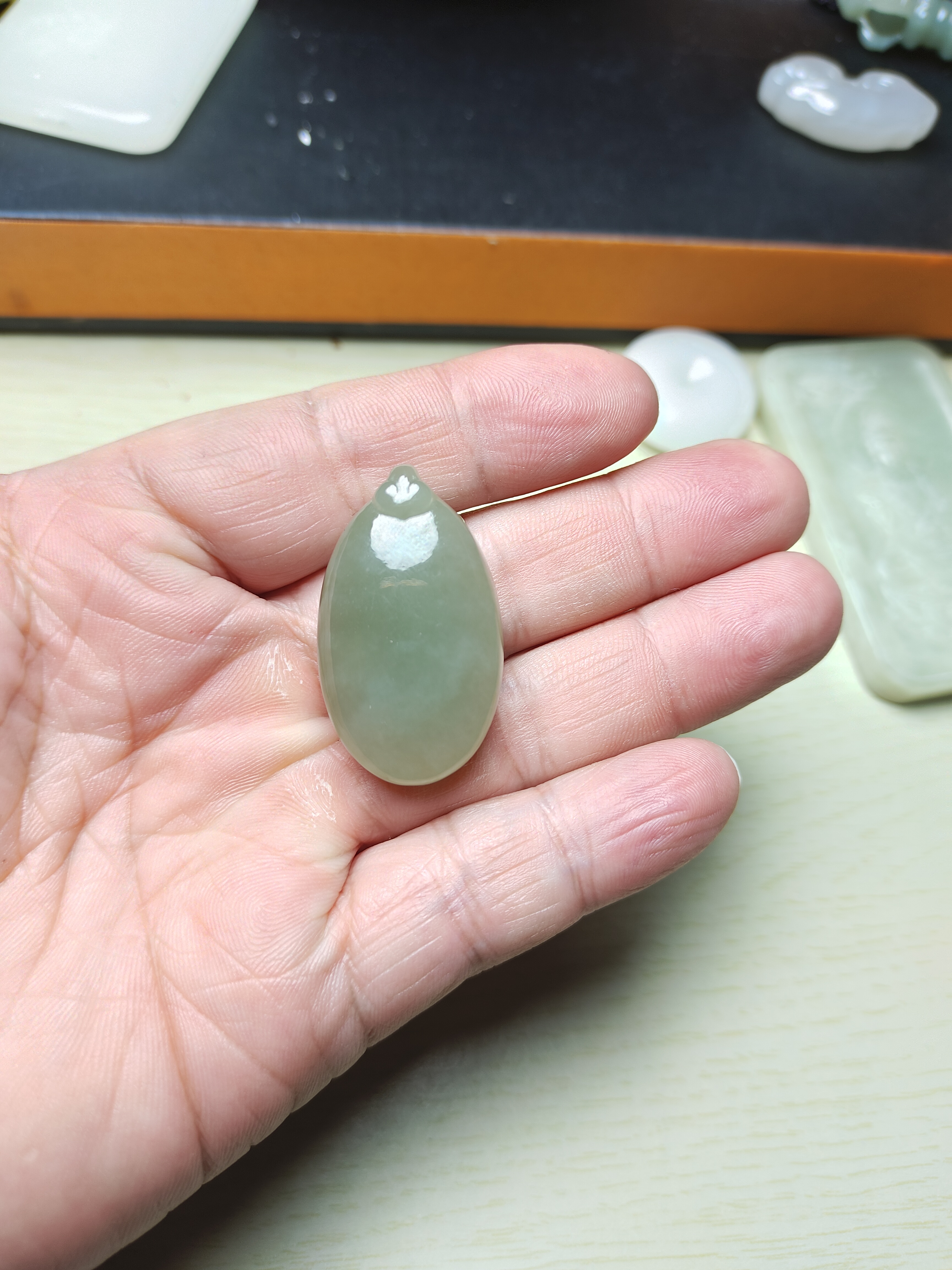 新疆和田玉青海料