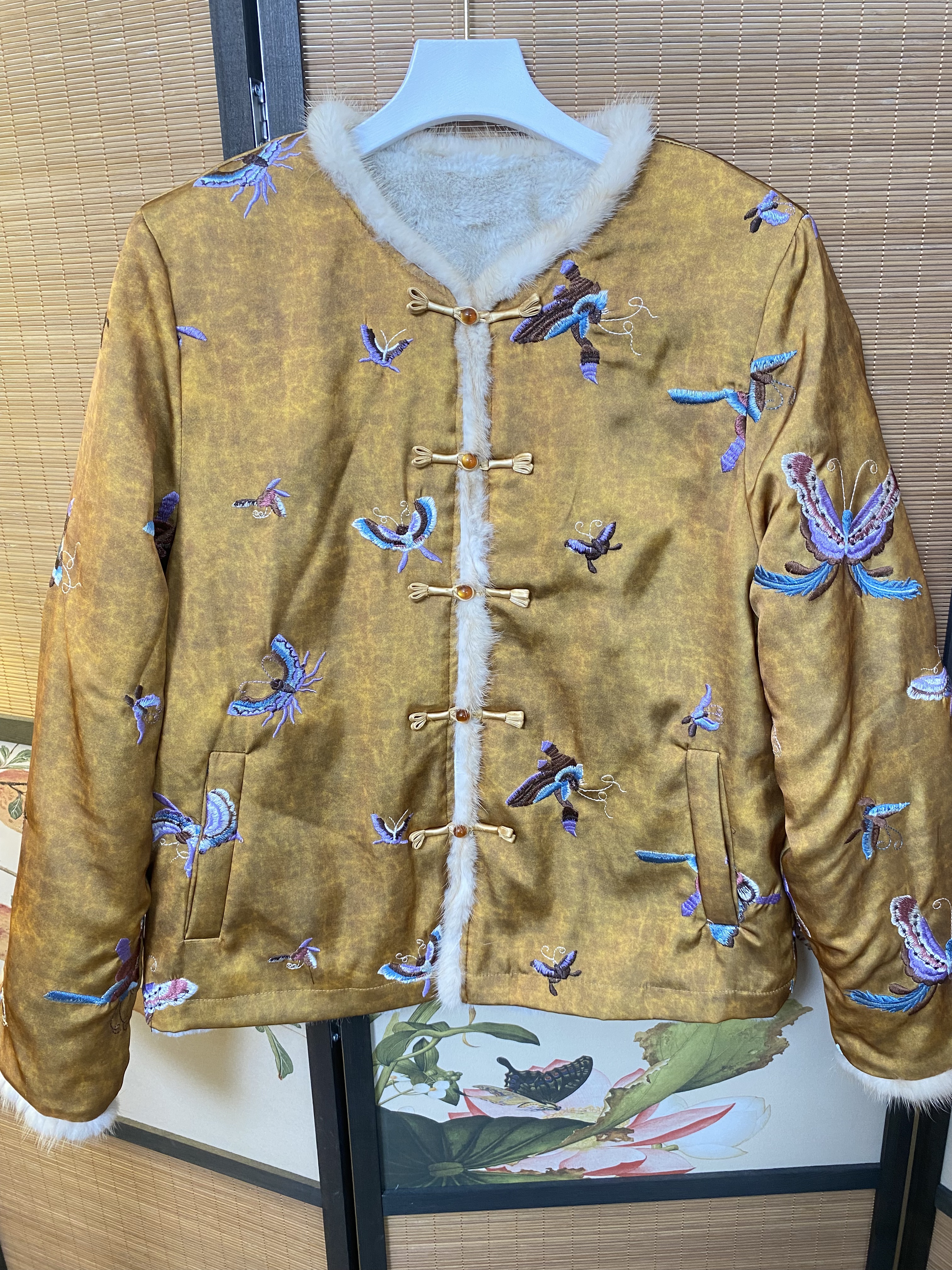 加厚冬款女士中式立领常规款黄色厚款上衣无袖提花